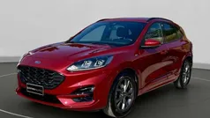 Rosso metallizato Usata 2022 Ford Kuga ST-Line SUV | 22.500 € (Buon prezzo)