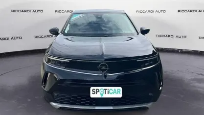 Usata Opel Mokka Elegance 101 CV (74 kW) 2022 Nero SUV