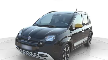 Usata Fiat Panda Cross Cross 70 CV (51 kW) 2025 Nero Utilitaria