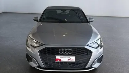 Usata Audi A3 Sportback Business 116 CV (85 kW) 2024 Argento Utilitaria