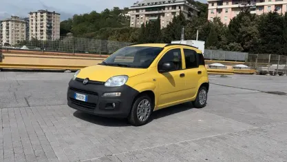 Usata Fiat Panda Easy 80 CV (58 kW) 2018 Giallo Utilitaria