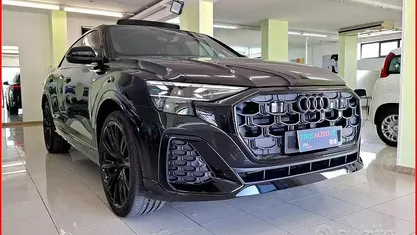 Usata Audi Q8 S-Line 290 CV (213 kW) 2025 SUV