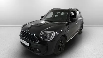 Midnight black metallic Usata 2022 Mini Cooper Countryman Business SUV | 26.500 € (Buon prezzo)