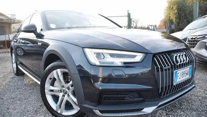 Usata Audi A4 Allroad Ambiente 190 CV (139 kW) 2017 Blu/azzurro Station wagon