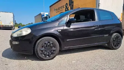 Usata Fiat Punto Evo Dynamic 77 CV (56 kW) 2010 Nero Utilitaria