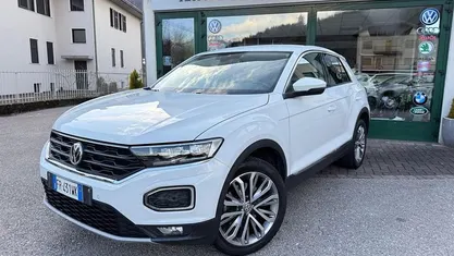 Usata VW T-Roc 150 CV (110 kW) 2018 Bianco SUV