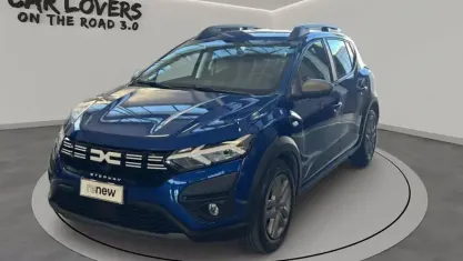 Usado Dacia Sandero Comfort 101 CV (74 kW) 2023 Azul Utilitario
