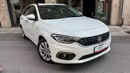 Usata Fiat Tipo Lounge 120 CV (88 kW) 2016 Bianco Station wagon