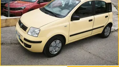 Usata Fiat Panda Dynamic 69 CV (50 kW) 2005 Giallo Utilitaria