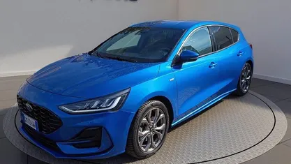 Usata Ford Focus ST-Line 125 CV (91 kW) 2023 Desert island blue Berlina
