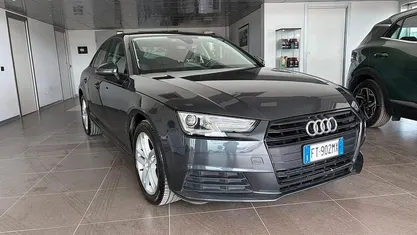 Usata Audi A4 Business 150 CV (110 kW) 2018 Grigio Berlina