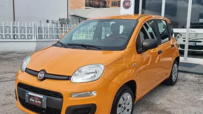 Usata Fiat Panda Lounge 69 CV (50 kW) 2019 Arancione Utilitaria