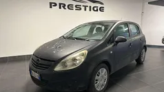 Usata 2006 Opel Corsa Tre volumi | 1199 € (Buon prezzo)