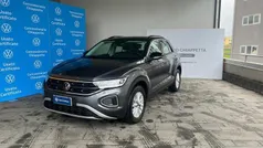 Indium grey metallizzato nero Usata 2023 VW T-Roc Life SUV | 27.400 € (Buon prezzo)