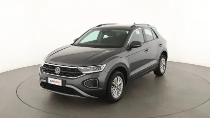 Usata VW T-Roc Life 110 CV (80 kW) 2023 Grigio SUV