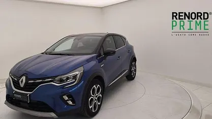 Begagnad Renault Captur Intens 101 HK (74 kW) 2023 Blå SUV