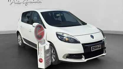Usata Renault Scénic III Bose Edition 110 CV (80 kW) 2013 Bianco Monovolume