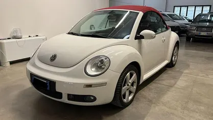 Usata VW New Beetle Cabriolet Edition 105 CV (77 kW) 2008 Cabrio