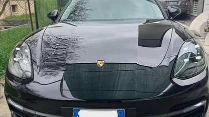 Usata Porsche Panamera 330 CV (242 kW) 2019 Berlina