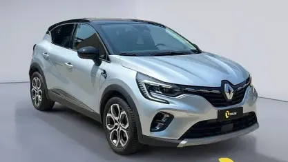 Usata Renault Captur Intens 101 CV (74 kW) 2023 Grigio SUV