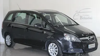 Usata Opel Zafira Enjoy 120 CV (88 kW) 2008 Nero Monovolume