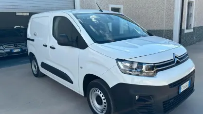 Usata Citroën Berlingo Feel 120 CV (88 kW) 2018 Bianco Monovolume