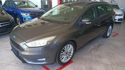 Usata Ford Focus Titanium 95 CV (69 kW) 2015 Grigio Station wagon