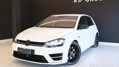 Usata VW Golf VII R 300 CV (220 kW) 2014 Berlina