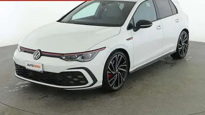 Bianco Usata 2021 VW Golf VIII GTI Tre volumi | 27.799 € (Buon prezzo)
