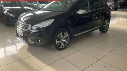 Usata 2016 Peugeot 2008 Allure SUV | 8999 € (Buon prezzo)