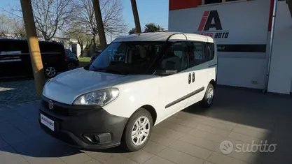 Bianco Usata 2017 Fiat Doblò Monovolume | 7900 € (Buon prezzo)