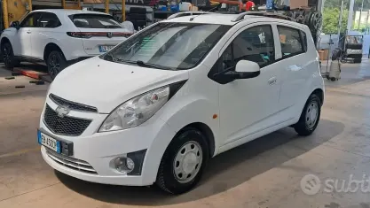 Usata Chevrolet Spark LS 68 CV (50 kW) 2010 Bianco Utilitaria