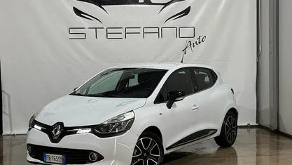Bianco Usata 2015 Renault Clio IV Tre volumi | 6700 € (Buon prezzo)