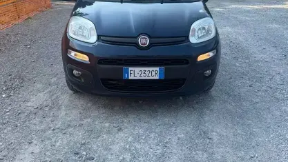 Usata Fiat Panda Lounge 95 CV (69 kW) 2017 Bluazzurro Utilitaria