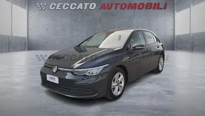 Usata VW Golf VIII Life 116 CV (85 kW) 2024 Berlina