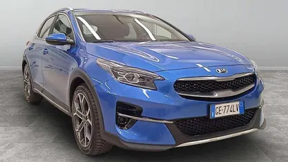 Usata Kia XCeed Style 111 CV (81 kW) 2021 Blue flame SUV