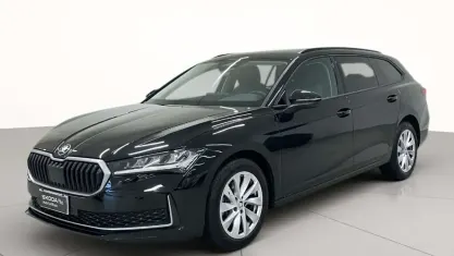 Nuova Skoda Superb Selection 150 CV (110 kW) 2026 Nero Station wagon