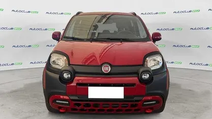 Rosso Usata 2024 Fiat Panda Cross Cross Due volumi | 12.950 € (Buon prezzo)