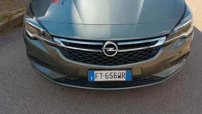 Usata Opel Astra Business 110 CV (80 kW) 2019 Grigio Station wagon
