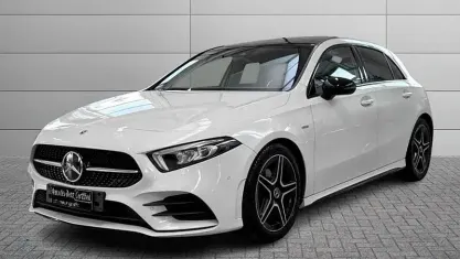Begagnad Mercedes A180 Premium 116 HK (85 kW) 2022 Vit Halvkombi