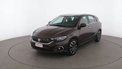 Usata Fiat Tipo Lounge 120 CV (88 kW) 2021 Marrone Berlina