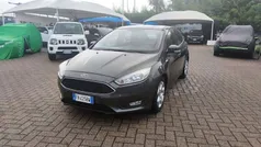 Grigio Usata 2017 Ford Focus S Tre volumi | 7786 € (Buon prezzo)