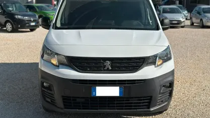 Usata Peugeot Partner Premium 131 CV (96 kW) 2019 Bianco Monovolume