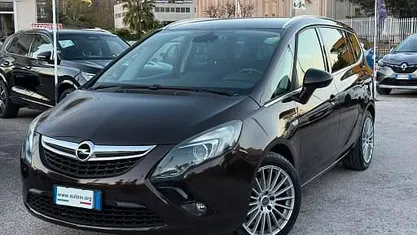 Dark mahagony brown Usata 2016 Opel Zafira Cosmo Monovolume | 6999 € (Ottimo prezzo)