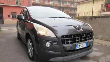 Grigio Usata 2012 Peugeot 3008 Business-Line Station wagon | 2990 € (Super prezzo)
