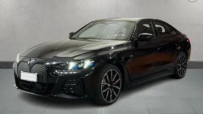 Begagnad BMW i4 M Sport 250 kW (340 HK) 2025 Svart Sedan