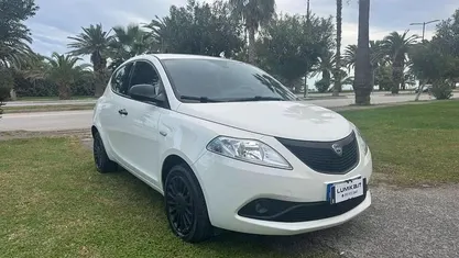 Bianco Usata 2019 Lancia Ypsilon S Due volumi | 9490 € (Buon prezzo)