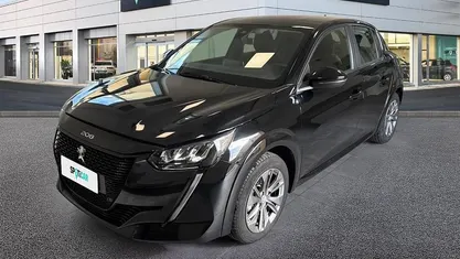 Usata Peugeot e-208 Active 100 kW (136 CV) 2022 Utilitaria