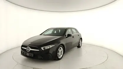 Usata Mercedes A180 Business 116 CV (85 kW) 2020 Nero notte Berlina
