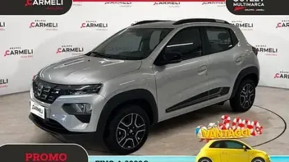 Usata Dacia Spring Comfort 33 kW (45 CV) 2023 Grigio metallizzato Utilitaria